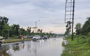 Banjir Parah di Jalan Sudirman Ujung: Warga Terjebak, Syamsul Bahri Turun Kelapangan