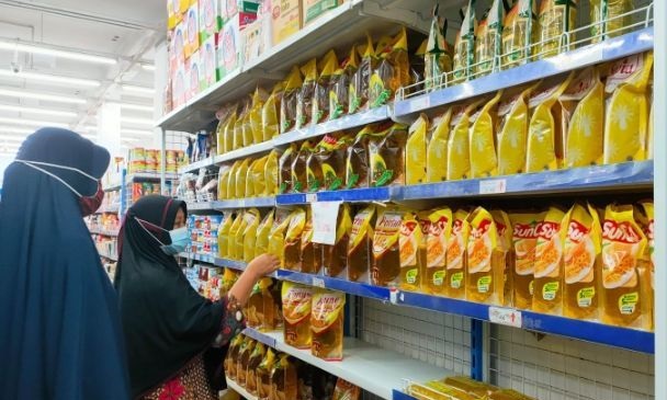 Kebijakan HET Dicabut, Begini Kondisi Peredaran Minyak Goreng di Pekanbaru