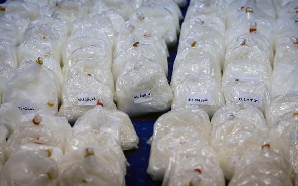 Bareskrim Buru Pengendali 1,6 Ton Sabu-Sabu