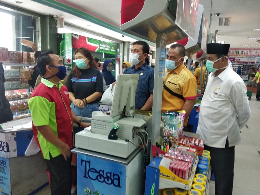 Karyawan Pasar Buah Pekanbaru Ternyata Tak Ada Warga Tempatan
