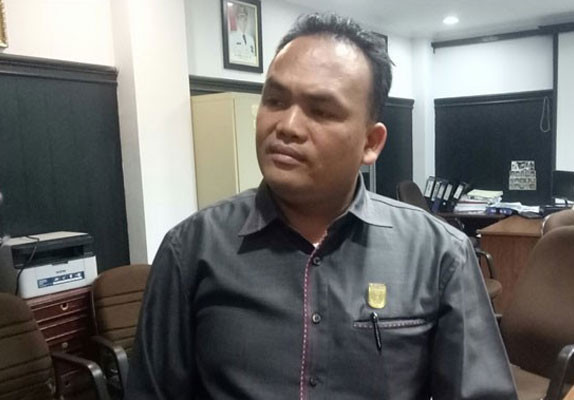 Kedisiplinan Anggota DPRD Pekanbaru Masih Kurang, BK Terima 11 Aduan