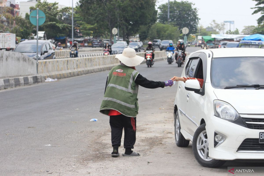 Tarif Parkir di Pekanbaru Turun, Tapi Masih Ada Polemik? Ini Faktanya!