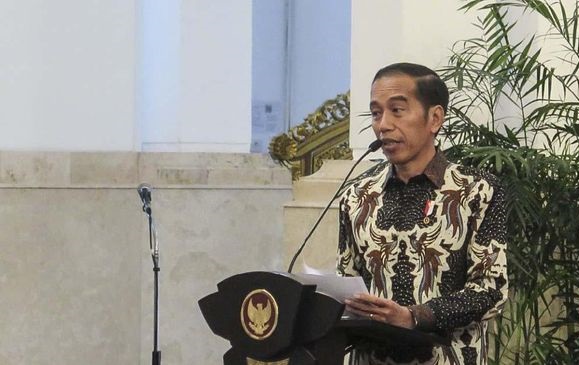 Jokowi Resmi Teken Perpres Mobil Listrik