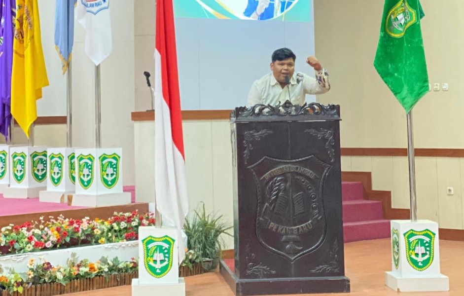 Presiden Mahasiswa UIR Pertanyakan Ketegasan KPK Tangani Korupsi di Riau