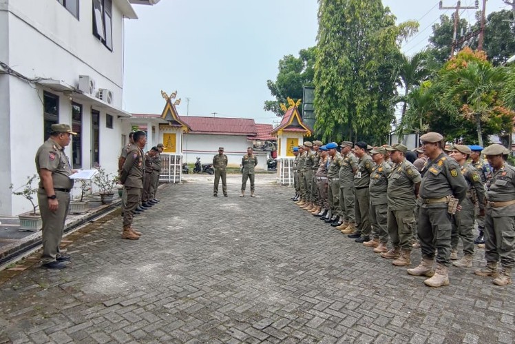 Tegakkan Disiplin, Satpol PP Riau Gelar Razia ASN Sesuai Arahan Gubernur Abdul Wahid