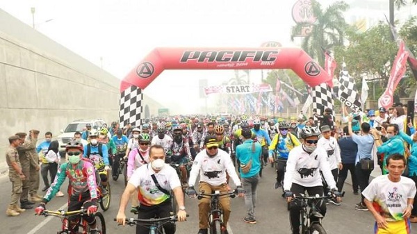 Walau Kabut Asap, 3.000 Pesepeda Ikut Gowes Nusantara 2019 di Pekanbaru