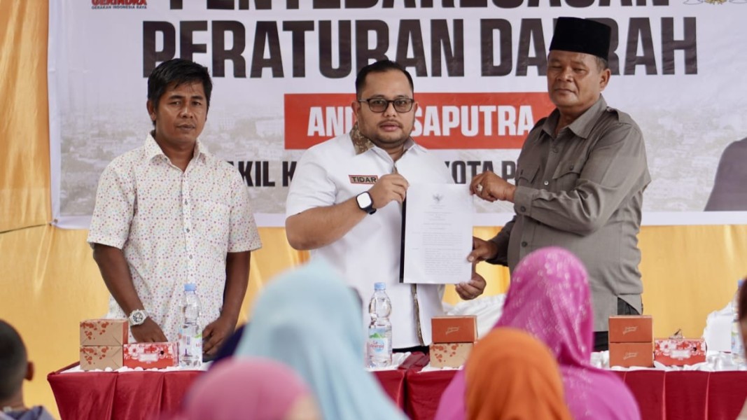 Warga Antusias Hadiri Penyebarluasan Perda oleh Wakil Ketua DPRD Andry Saputra di Pesisir Rumbai