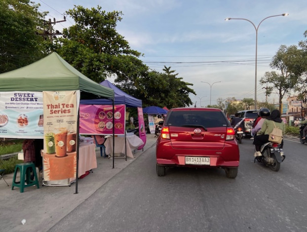 Kemacetan di Depan Universitas Riau Meningkat, PKL Diduga Penyebab Utama