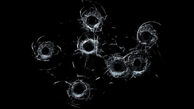 Polisi Duga KKB Tembak Bus Freeport dari Ketinggian