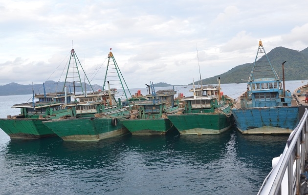 KP Hiu Macan Natuna Tangkap 13 Kapal Ikan Berbendera Vietnam