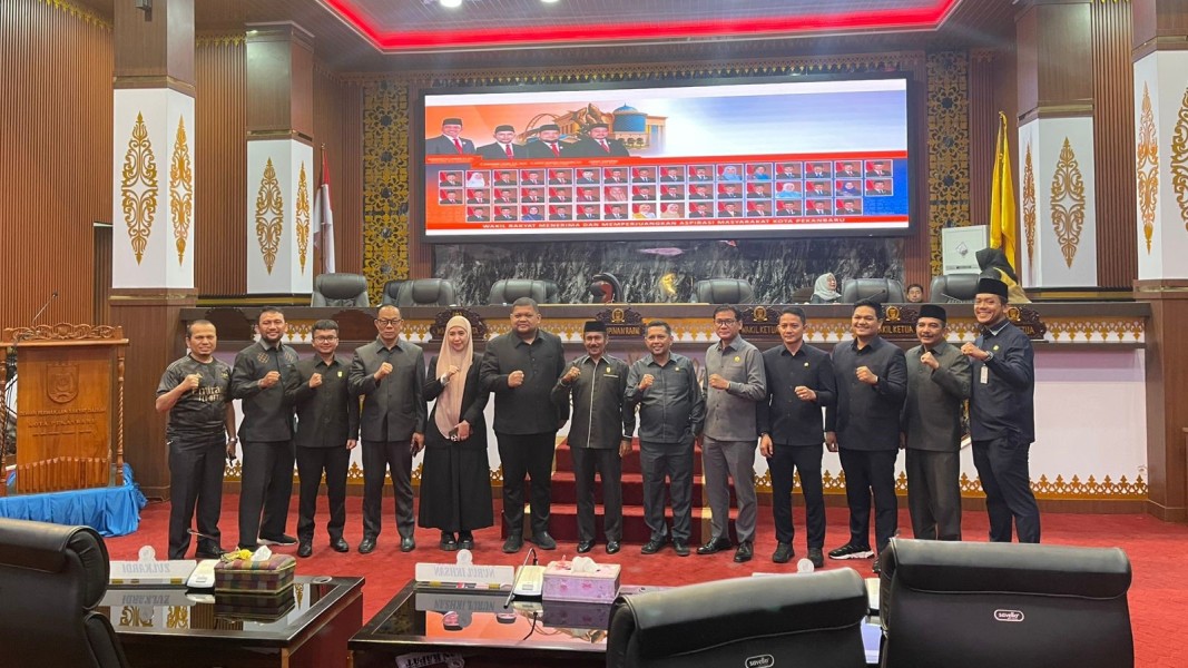 Paripurna DPRD Pekanbaru Disebut Ilegal, Tengku Azwendi: Dari Mana Datangnya Ilegal ?