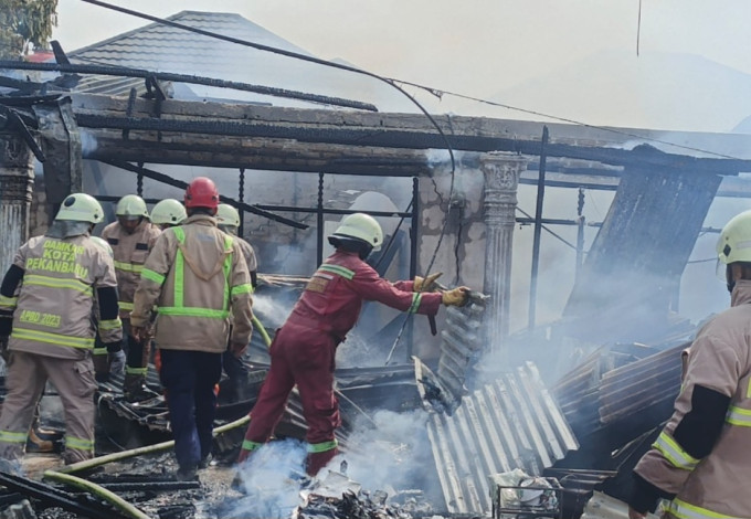 Kebakaran di Jalan Melur Pekanbaru Tewaskan IRT, Diduga Akibat Ledakan Tabung Gas