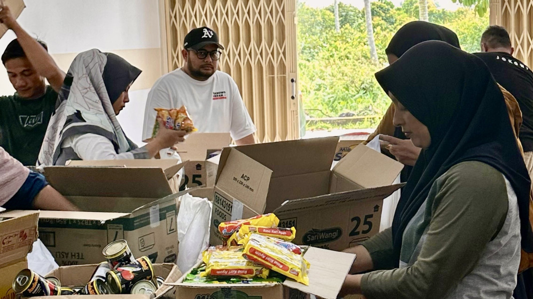 Gerak Cepat Wakil Ketua DPRD Pekanbaru Salurkan 1.000 Paket Sembako untuk Korban Banjir di Rumbai