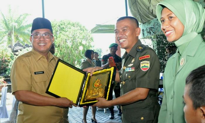 Wawako Hadiri Sertijab Komandan Batalyon Infanteri 132/Bima Sakti