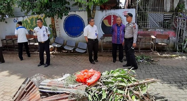 1 Kantong Plastik Ganja Ditemukan Berserakan di Universitas Bung Hatta