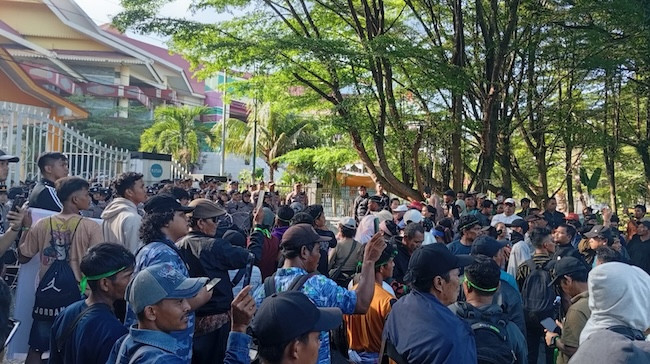 Masyarakat Pelalawan Tuntut Pemprov dan Pemkab Nyatakan Sikap Tolak Relokasi