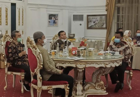 Walikota Beberkan 363 Titik Masalah Banjir di Pekanbaru yang Jadi Kewenangan Pusat, Pemprov Riau, Pe