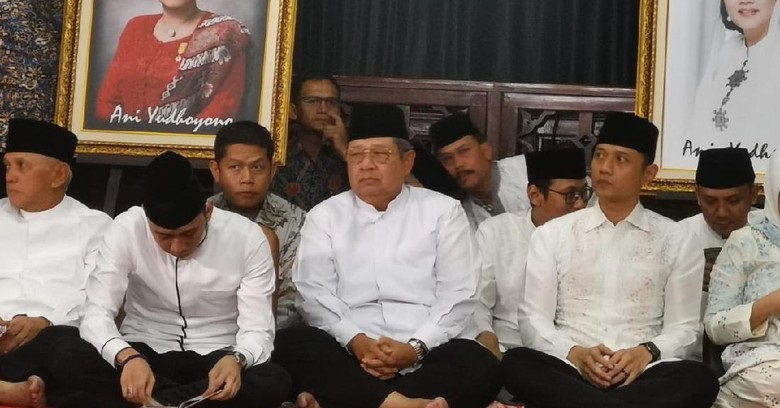 Tahlilan 40 Hari Ani Yudhoyono Digelar di Cikeas, Zulhas hingga Yusril Hadir