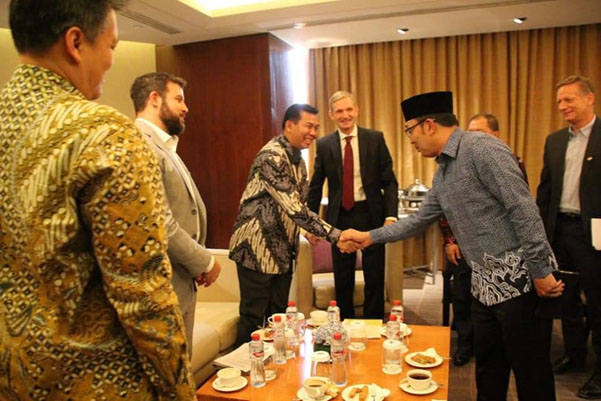 Wako Hadiri MoU Bantuan Tranportasi Untuk Indonesia dari Eropa