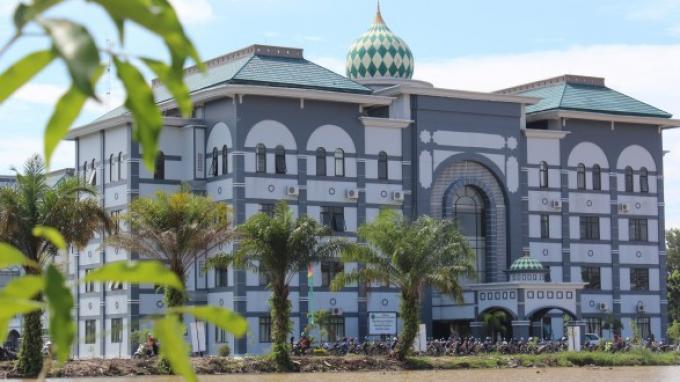 Dosen UIN Suska Riau Divonis Bebas, MA: Dakwaan Kolusi Proyek Internet Batal Demi Hukum!