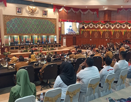 DPRD Riau Tunda Paripurna LKPj 2025, Plt Gubernur Tak Hadir