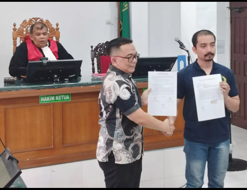 Sidang Penganiayaan Wali Murid di SD Assofa Pekanbaru, Hakim Minta Terdakwa Buat Video Permintaan Maaf