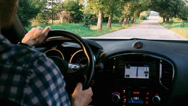 Hindari Jadi Korban Begal, Berikut Tips Saat Turun dari Mobil