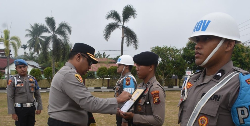 Langgar Kode Etik, Bripka Helmi Kasdi Diberhentikan Tidak Dengan Hormat