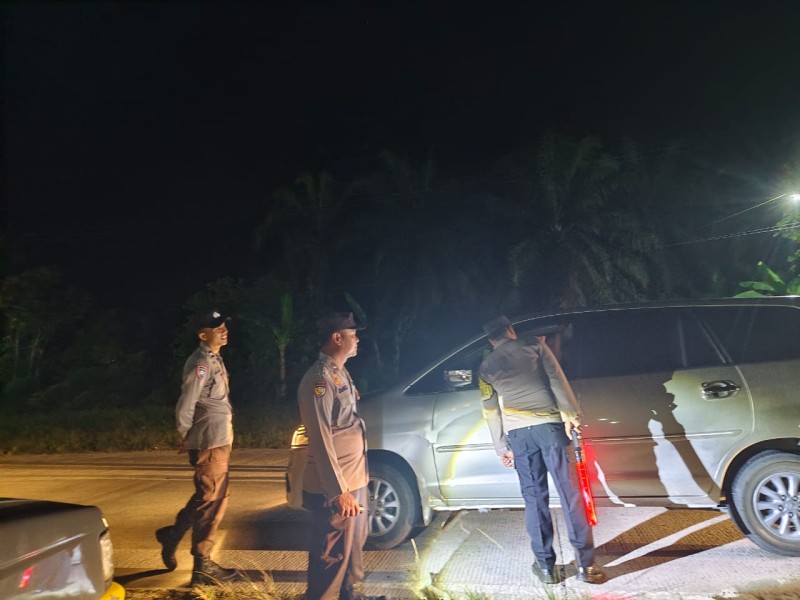 Polsek Tapung Hilir Gencar Razia Jalanan, Buru Tahanan Kabur dari Rutan Polres Kampar