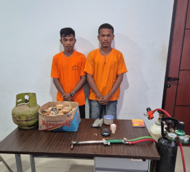 Dua Penambang Emas Ilegal Ditangkap di Kuansing, Polda Riau Sita Barang Bukti Merkuri dan Emas