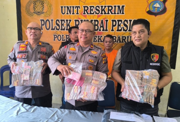 Kasir PT SIR Gelapkan Rp1 Miliar demi Judi Online, Ditangkap di Siak