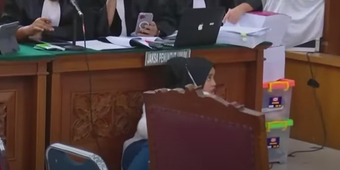 Jaksa Curiga Susi ART Ferdy Sambo Pakai Rarphone Saat Sidang