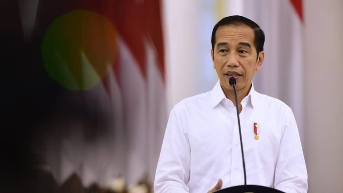 Jokowi Mau Bagi-bagi BLT!
