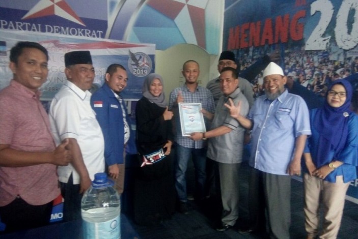 76 Bacaleg DPRD Provinsi Riau Telah Mendaftar ke Demokrat