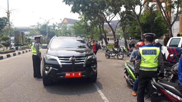 Pakai Pelat Palsu, Mobil Dinas Dewan Terjaring Operasi Patuh di Pekanbaru