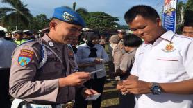 Si Propam dan Sat Lantas Polres Kampar Tertibkan Kendaraan Anggota