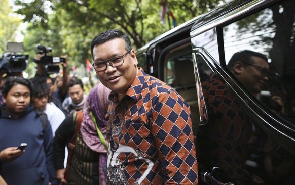 Wasekjen PDIP Tampik Ada Utusan Minta Prabowo Cawapres Jokowi