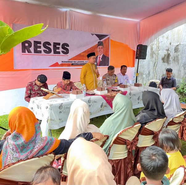 Reses di Sukajadi, Ketua DPRD Kota Pekanbaru terima Keluhan Banjir dan Jalan Berlubang