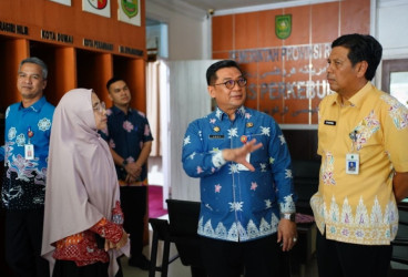 Sekda Riau Apresiasi Penghematan Energi Disbun Lewat Pengaturan AC