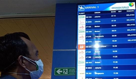 Riau Diselimuti Asap Pekat, Pesawat Pun Tak Berani Terbang ke Pekanbaru