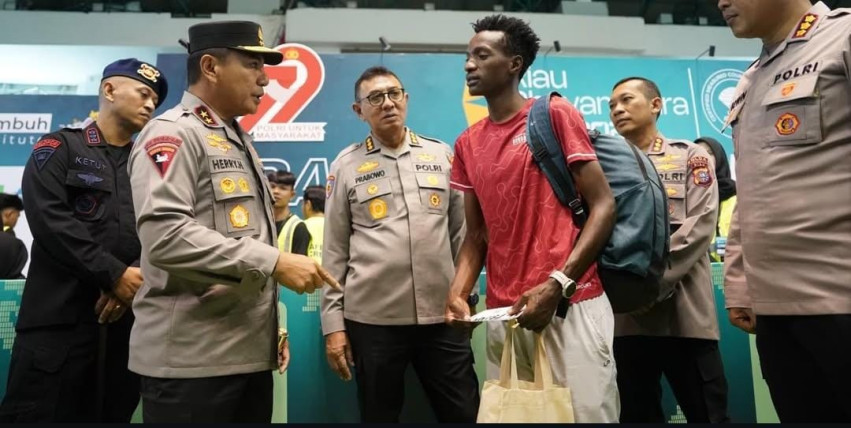 Ribuan Peserta Padati Pengambilan Racepack Riau Bhayangkara Run 2025