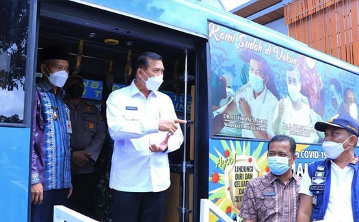 Sehari Beroperasi Melalui Bus Keliling Pemko Pekanbaru Telah Tembus Mencapai 1.000 Warga