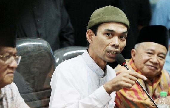 Percaya MUI, UAS Patuh Larangan Salat di Masjid Saat Corona