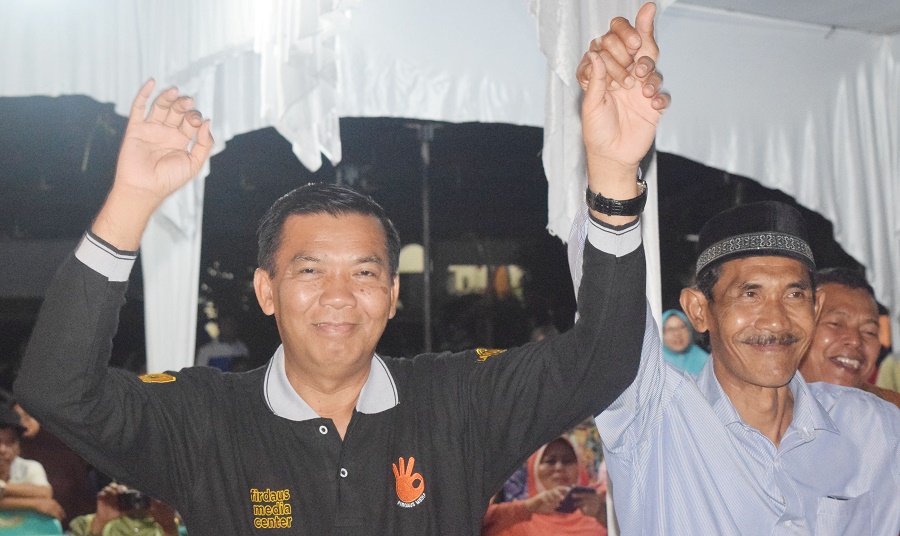 Firdaus-Ayat Tetap Menyatu, Warga Maharatu Terharu