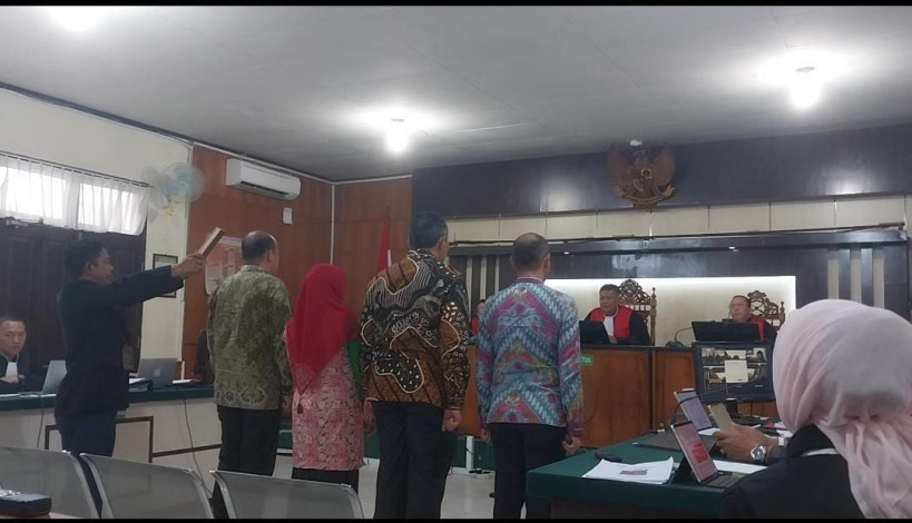 Modus Pemotongan GU dan TU, Tiga Pejabat Pekanbaru Disidang KPK