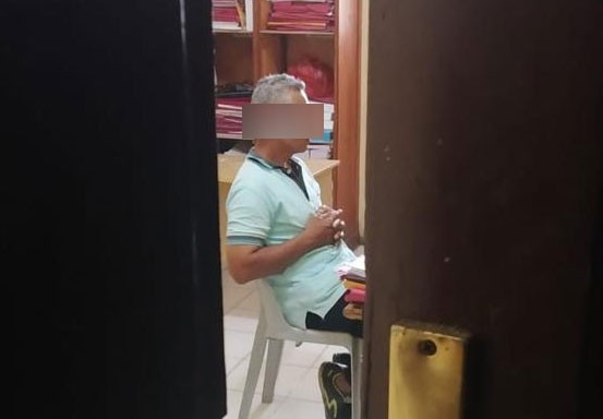 Warga Siak Gerebek Penghulu Kampung, Diduga Sedang Indehoy dengan Selingkuhannya