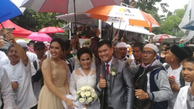 Solidaritas Massa 112 Kawal Pengantin ke Gereja