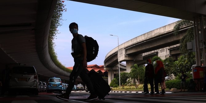 Cegah Varian Omicron Masuk, RI Tutup Pintu Masuk Bagi Warga Negara Afrika