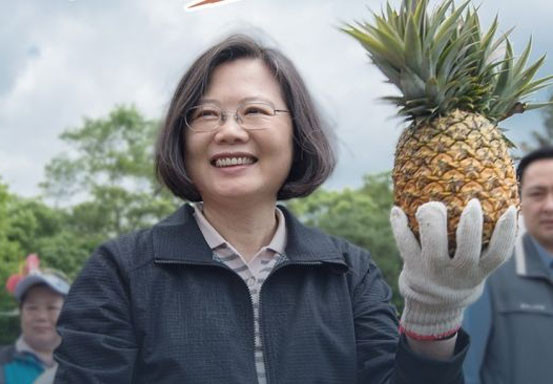 Presiden Taiwan Desak Warganya Makan Nanas Karena Ditekan China
