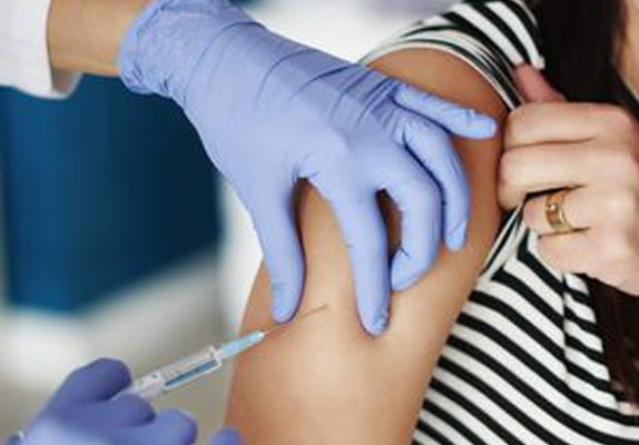 Warga Pekanbaru Lebih Pilih Kontrasepsi Jenis Suntik Daripada yang Lain